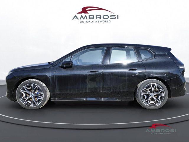 BMW iX xDrive40 Pacchetto Sportivo Edition Signature