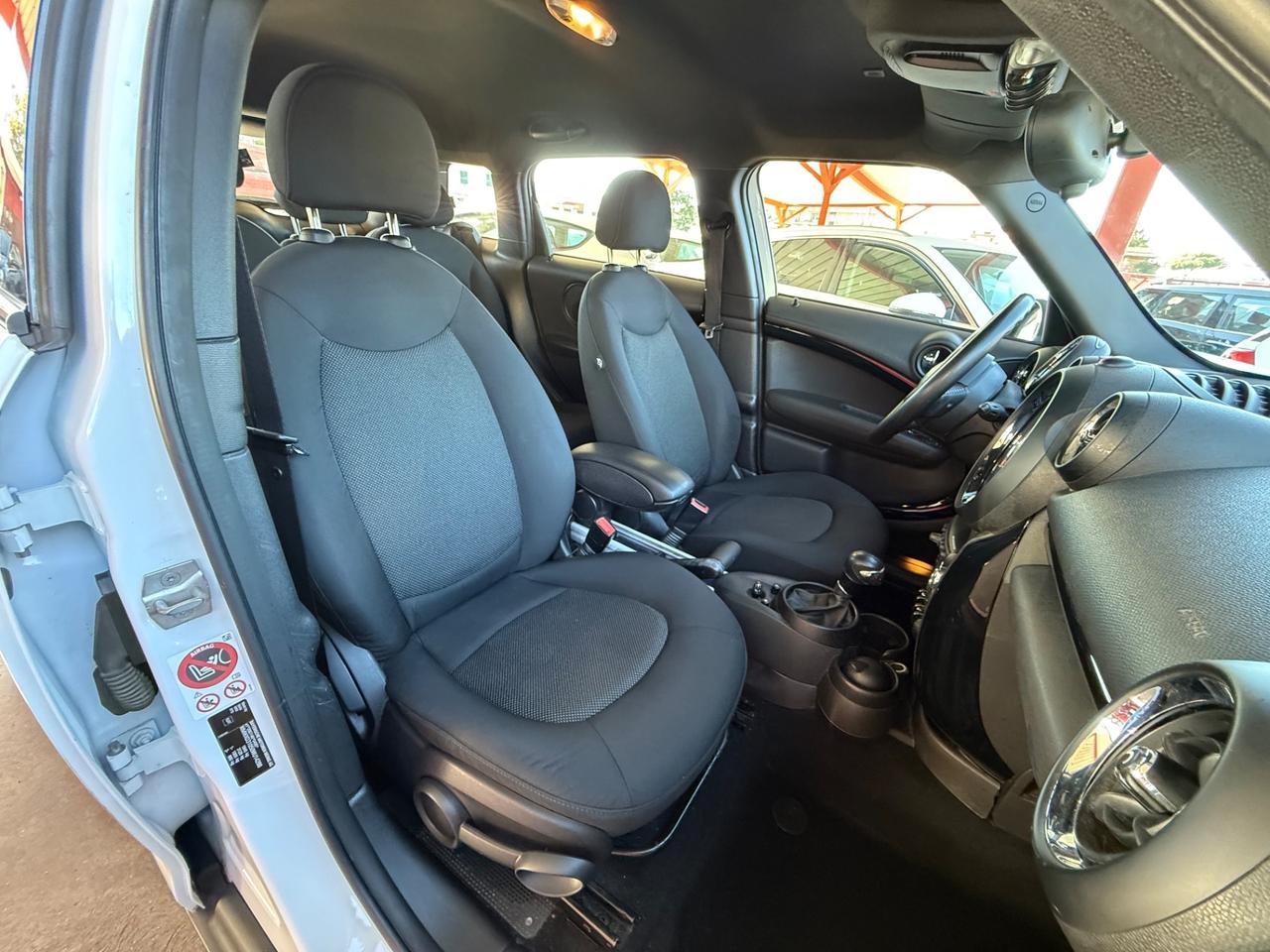 Mini 2.0 Cooper D -Automatica-tetto-E6