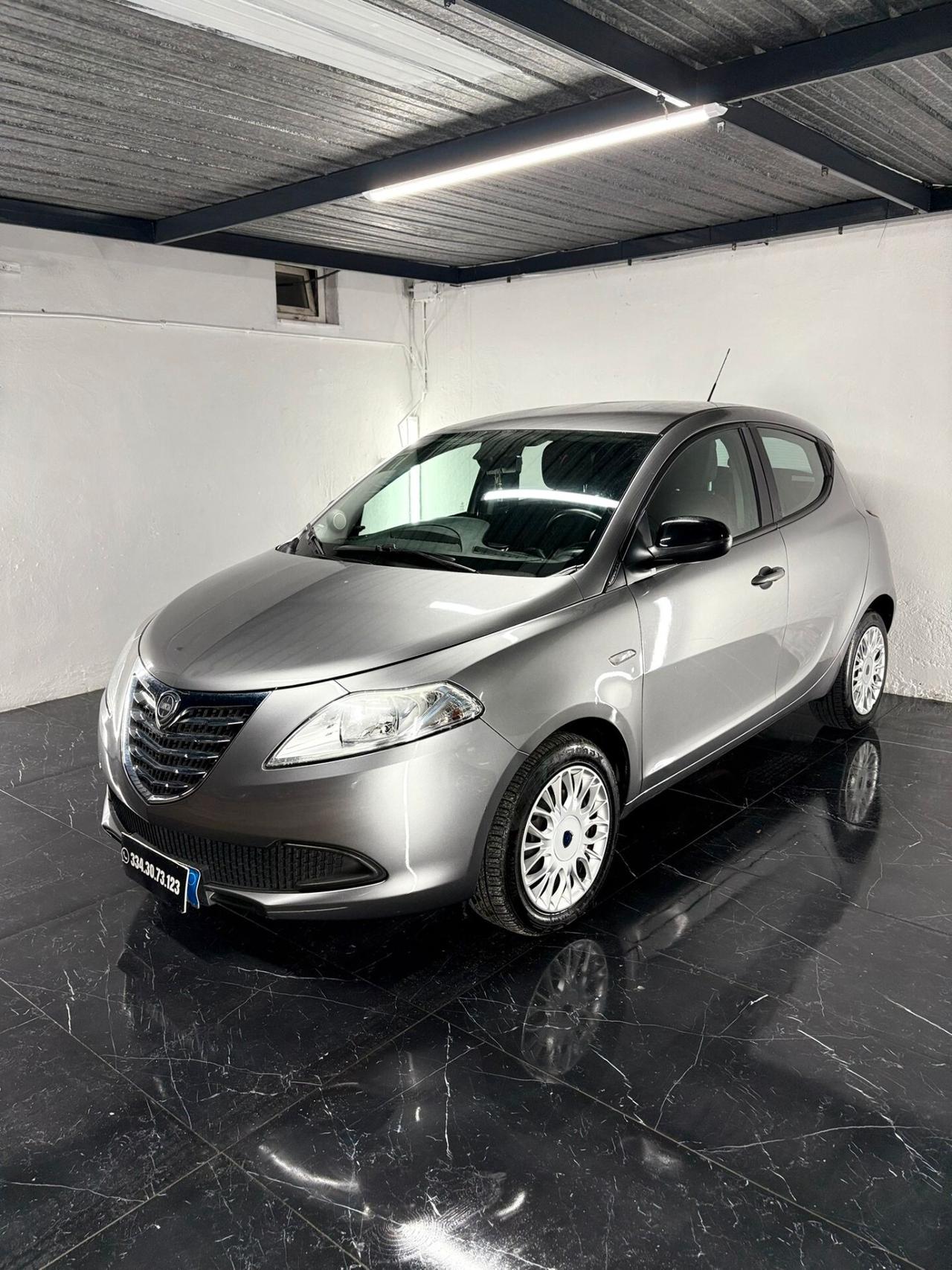 Lancia Ypsilon 1.2 69 CV 5 porte GPL Ecochic Gold
