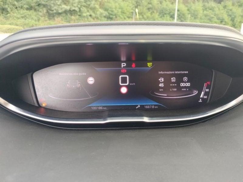 Peugeot 3008 3008 1.5 bluehdi Active Pack s&s 130cv eat8