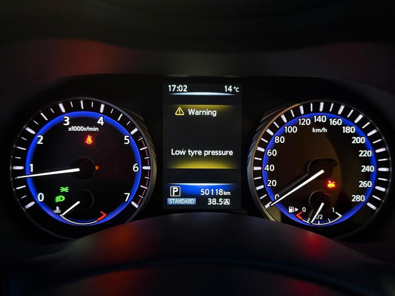 Infiniti Q50 2.2 diesel AT Premium Executive