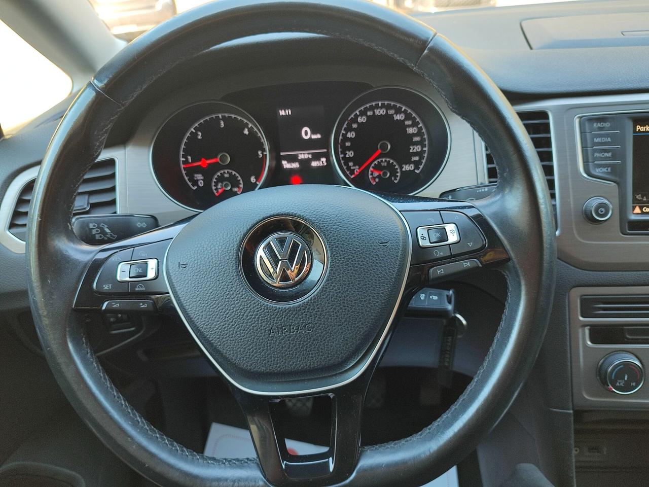 VOLKSWAGEN GOLF SPORTSVAN 2017 DIESEL 1.6 EURO6B