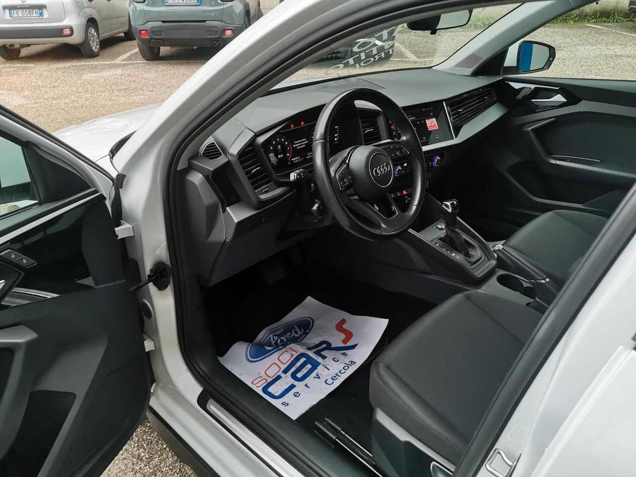 Audi A1 citycarver 30 TFSI 110cv S tronic Identity Contrast