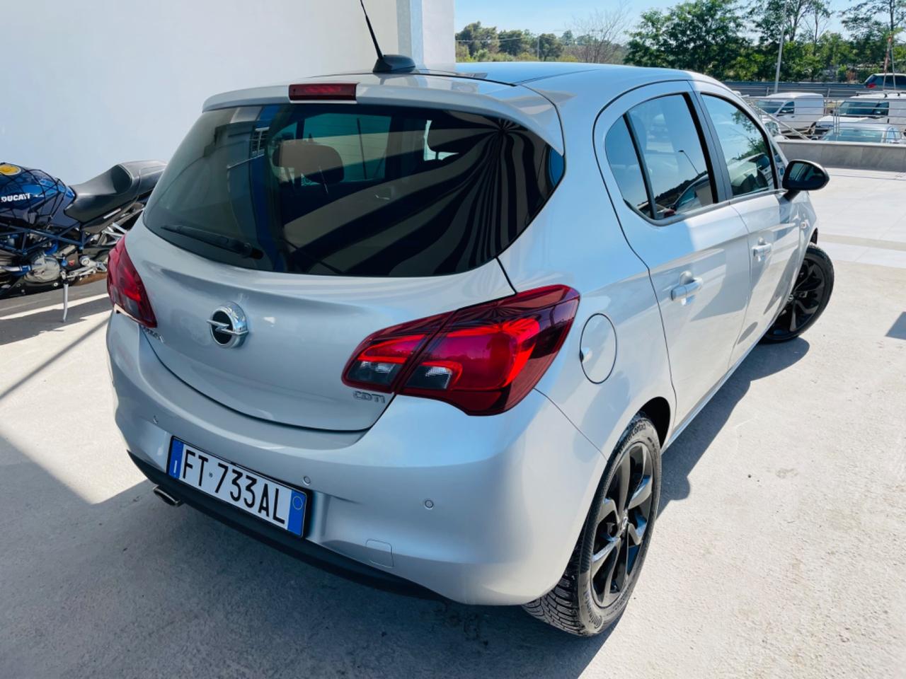 Opel Corsa 1.3 CDTI 5 porte Black Edition