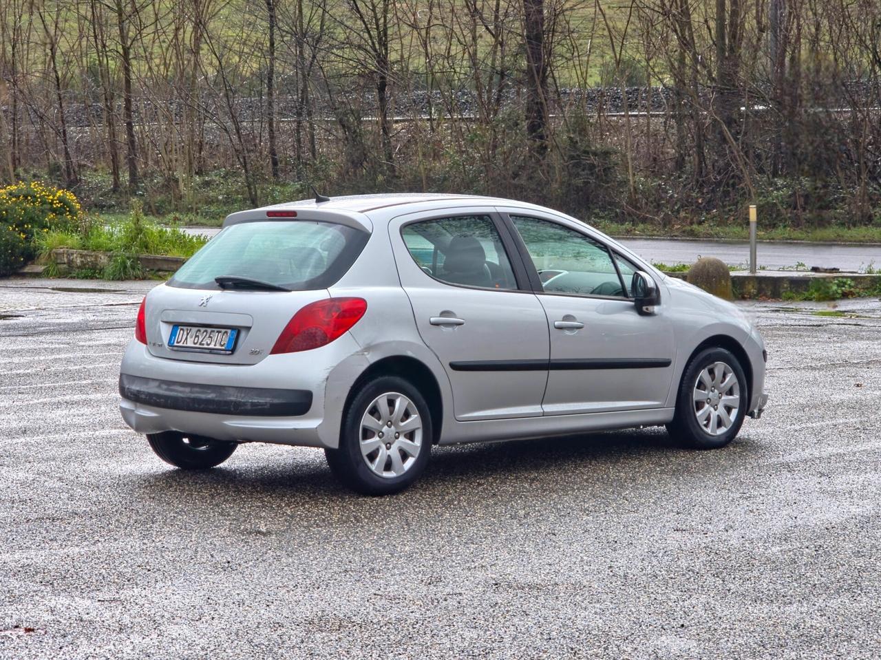 Peugeot 207 1.4 HDi 70CV 5p. ONE Line 2009-E4 Manuale NEO