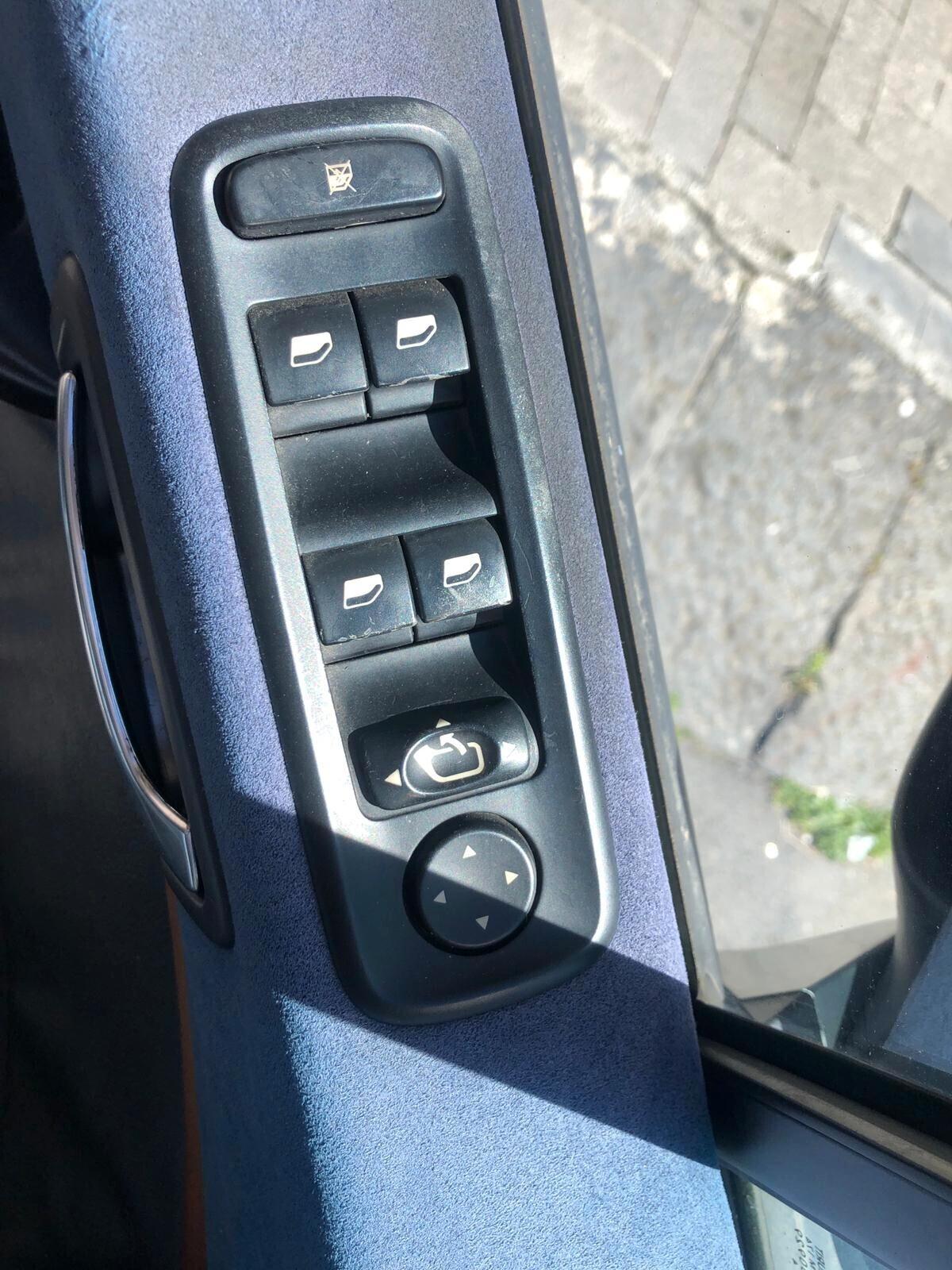 LANCIA PHEDRA 2.2 JTD – 7 POSTI – CONDIZIONI DA VETRINA – GARANZIA