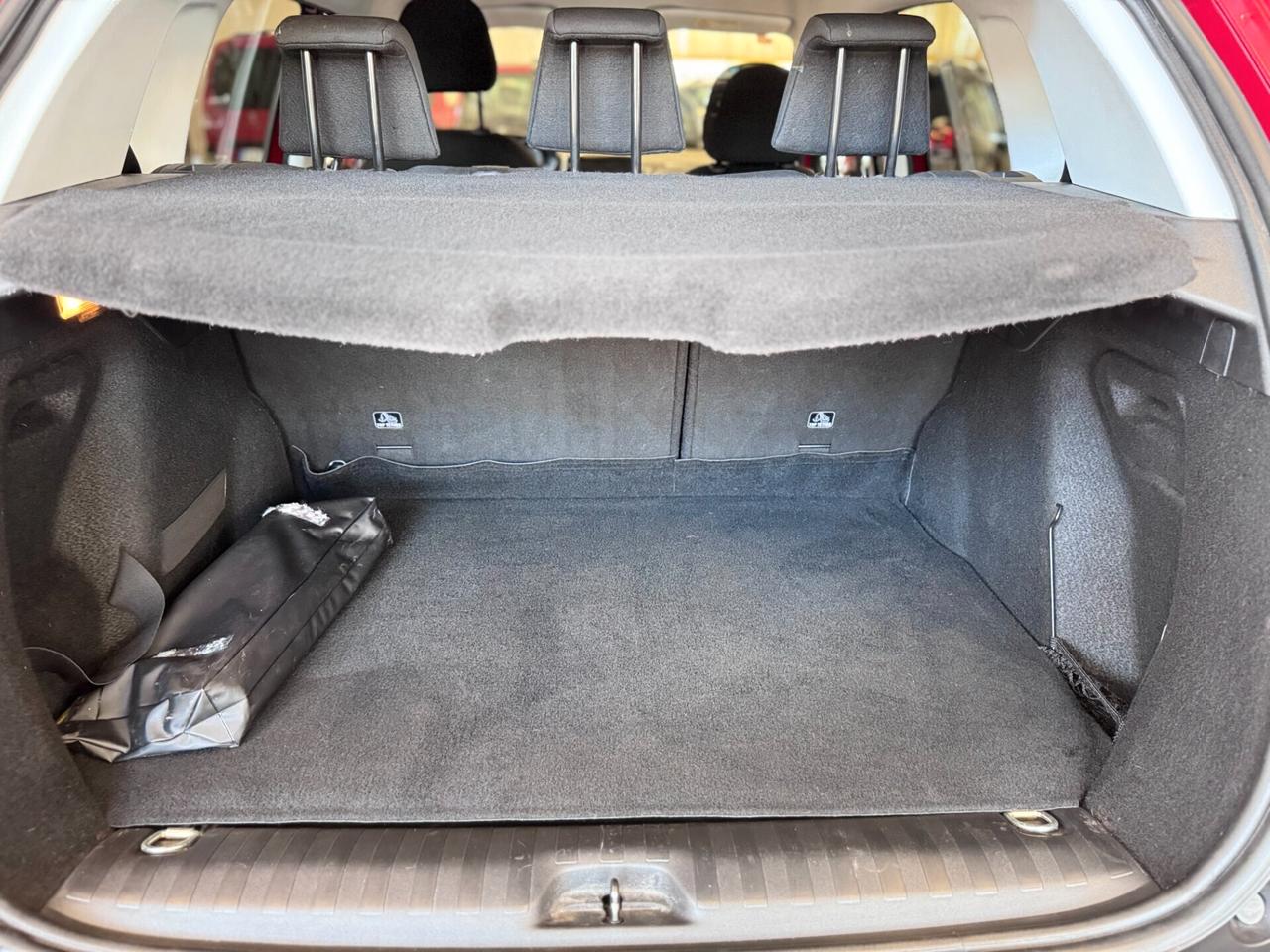 Peugeot 2008 BlueHDi 100 Allure