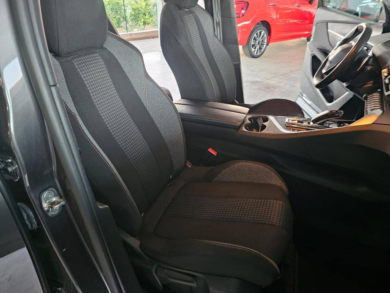 PEUGEOT 3008 1.5 HDI 130CV 03/2021