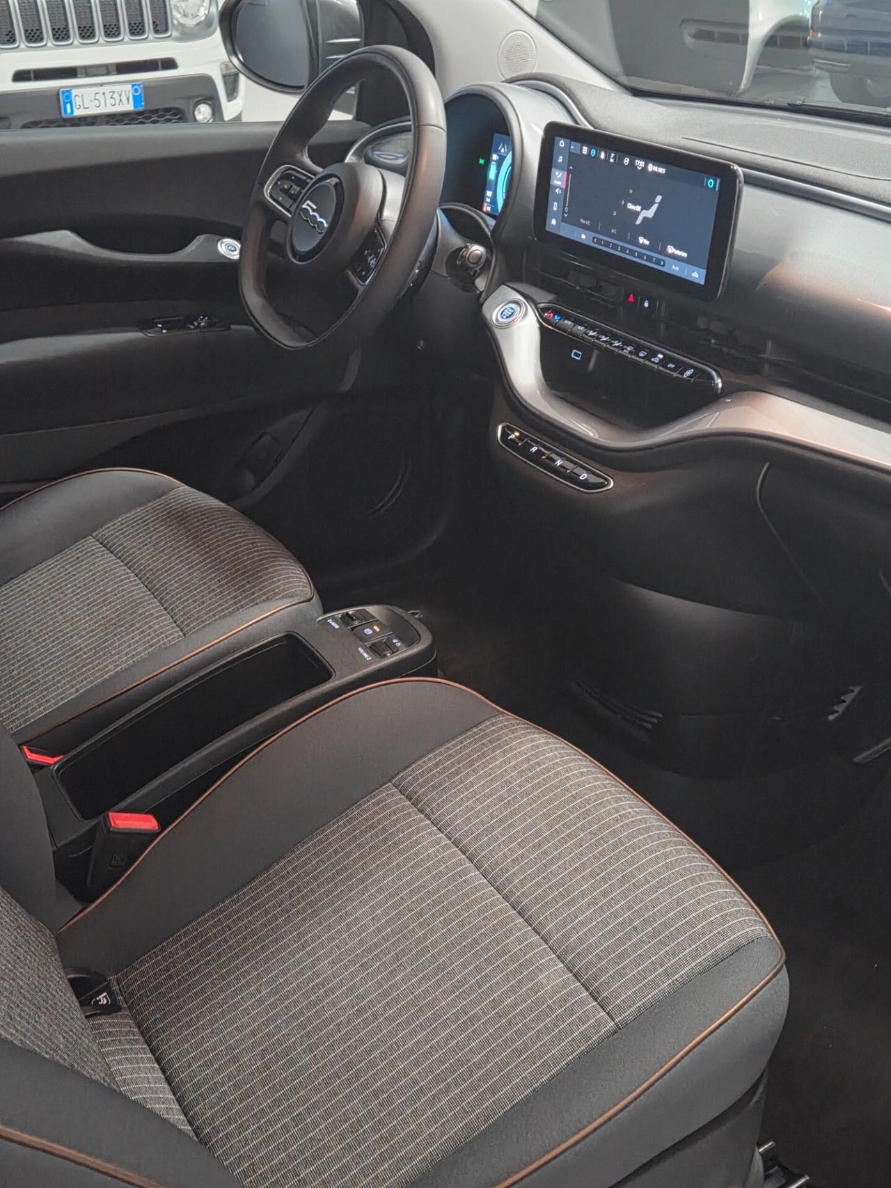 Fiat 500 500e Berlina 42 kWh icon