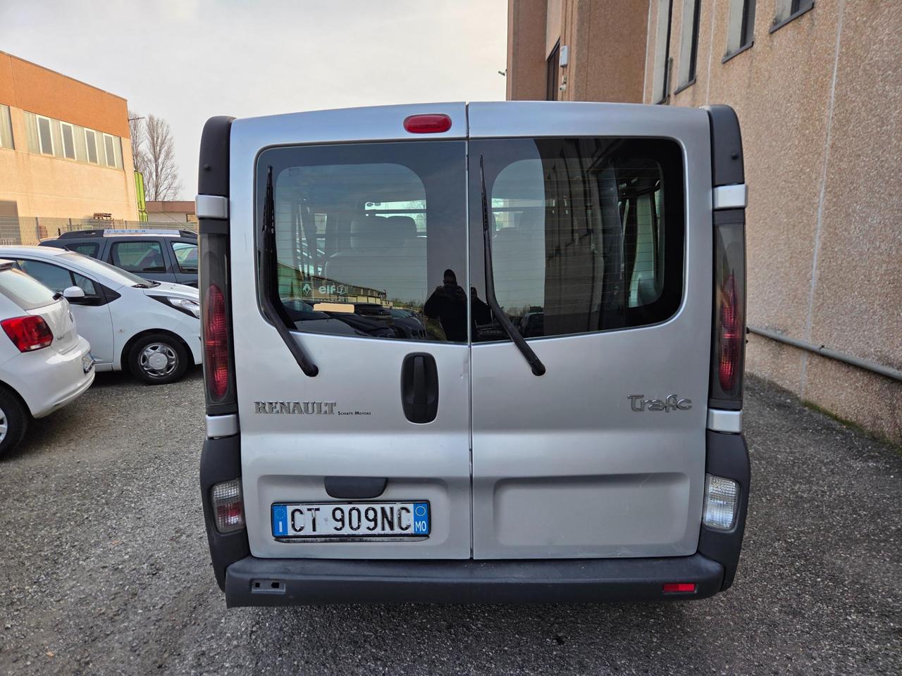 RENAULT Trafic T27 1.9 dci 100cv L1H1 6p.ti N1
