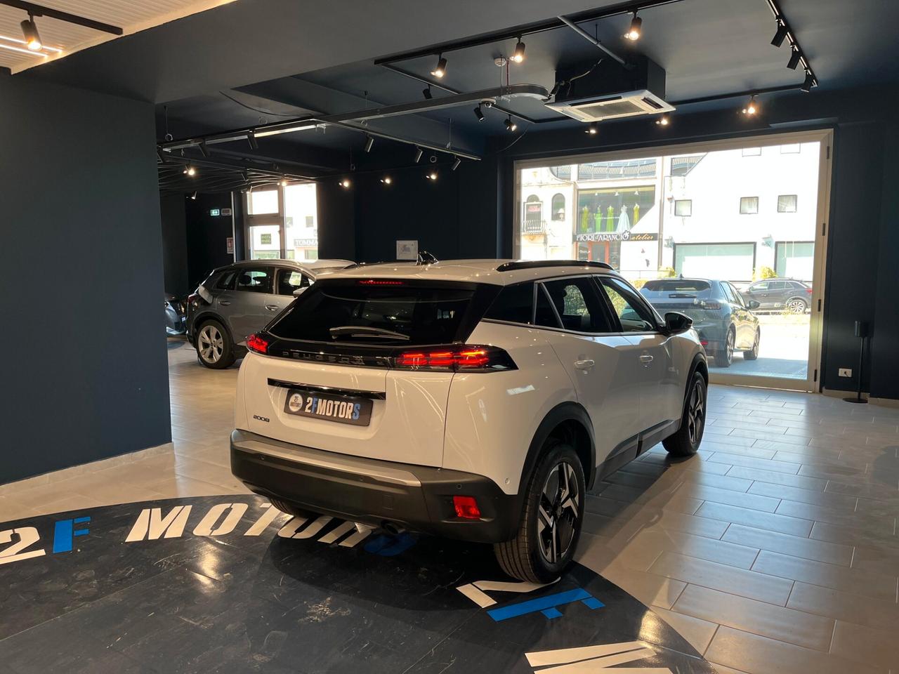 Peugeot 2008 PureTech 100 S&S Allure