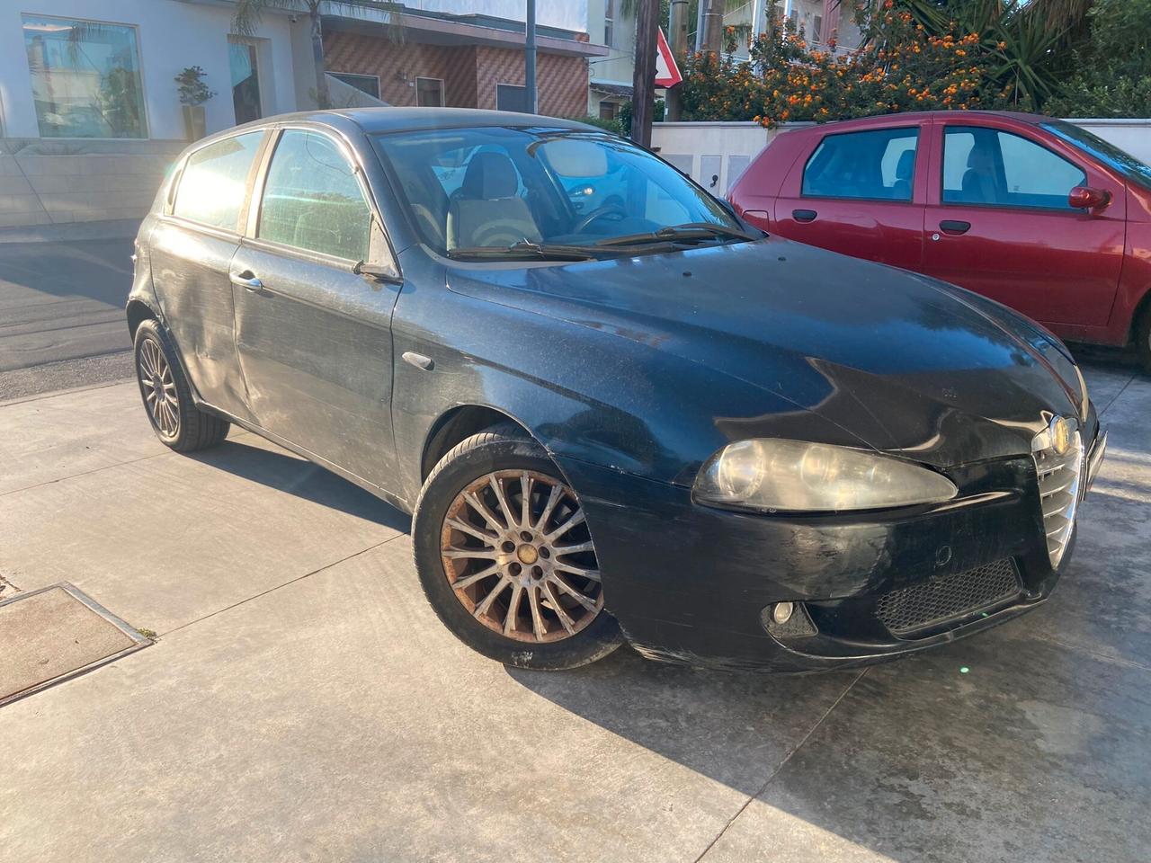 Alfa Romeo 147 1.9 JTD (115 CV) cat 5p. Distinctive
