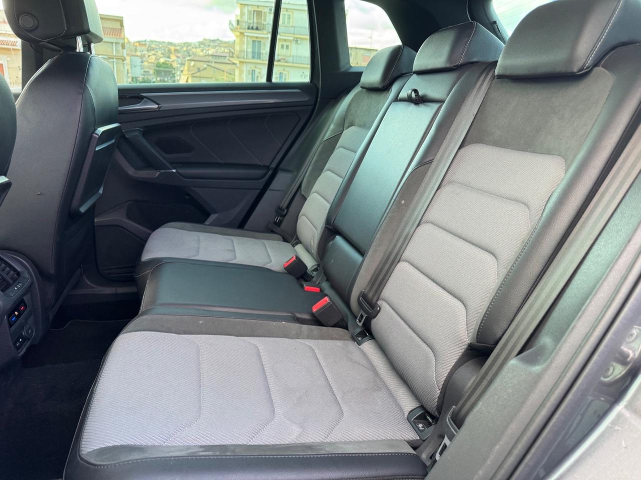 VOLKSWAGEN TIGUAN 2.0 BI-TDI 240 CV R-LINE DSG FULL