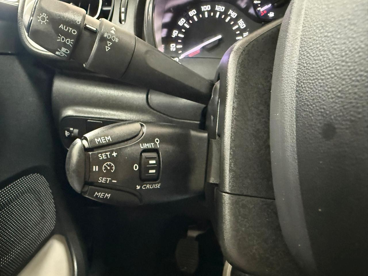 Citroen C3 1.2 Benz. 83cv S&S Shine