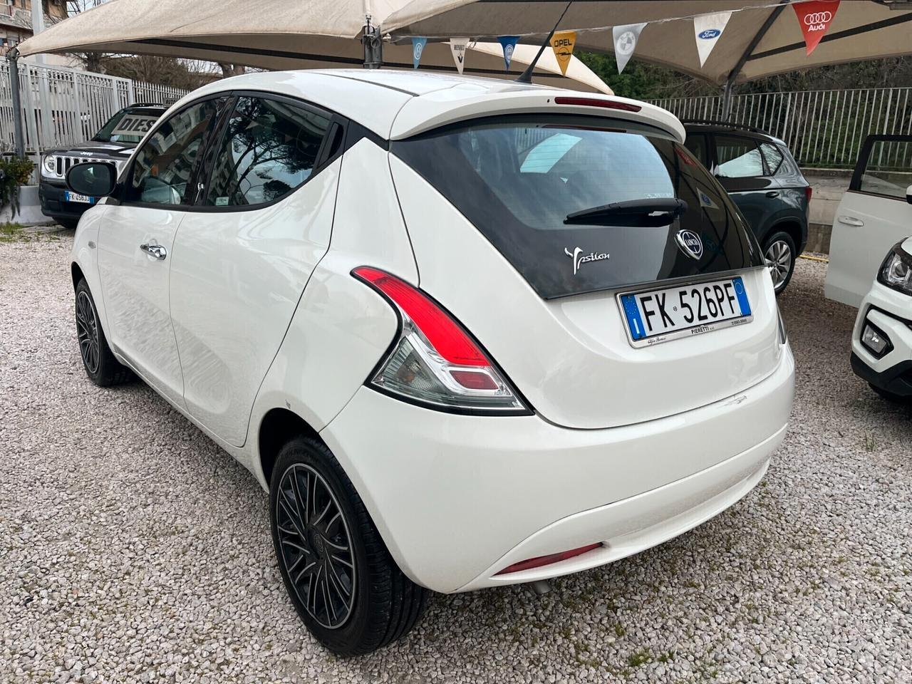Lancia Ypsilon 1.2 69 CV 5 porte KM CERTIFICATI 1 PROPRIETARIO
