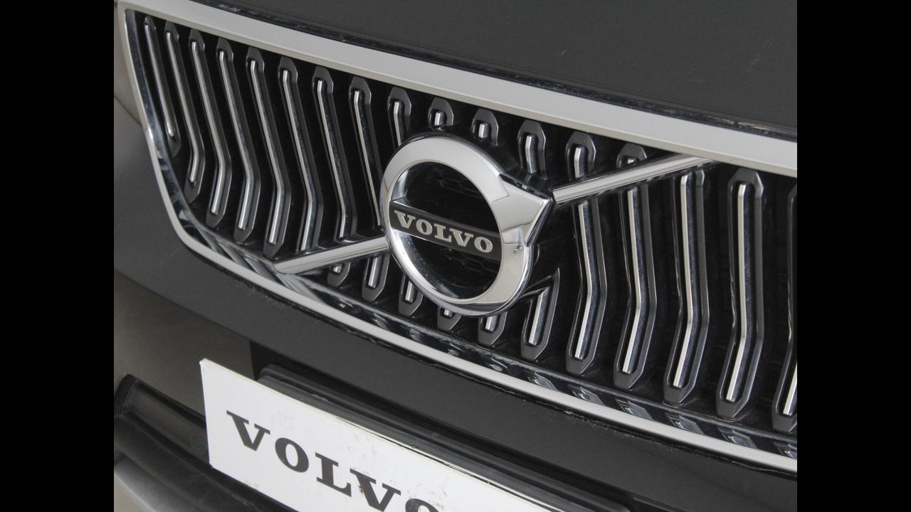 VOLVO XC40 - XC40 1.5 t5 phev Inscription Expression auto my21