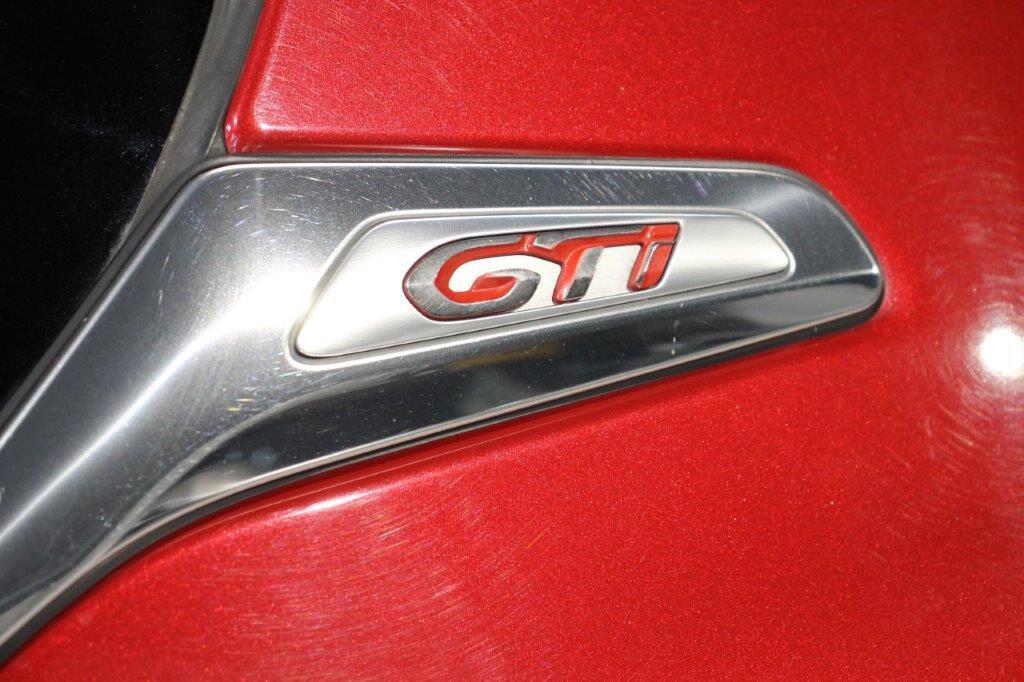 Peugeot 208 1.6 THP 200 CV 3 porte GTi
