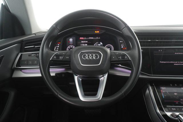 AUDI Q8 Q8 45 TDI quattro tiptronic