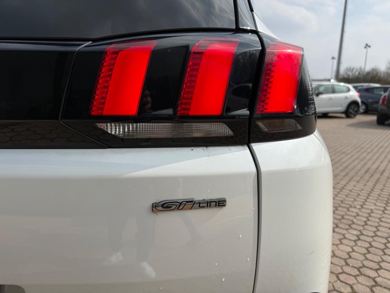 Peugeot 5008 BlueHDi 130 S&S EAT8 GT Line OK NEOPATENTATI