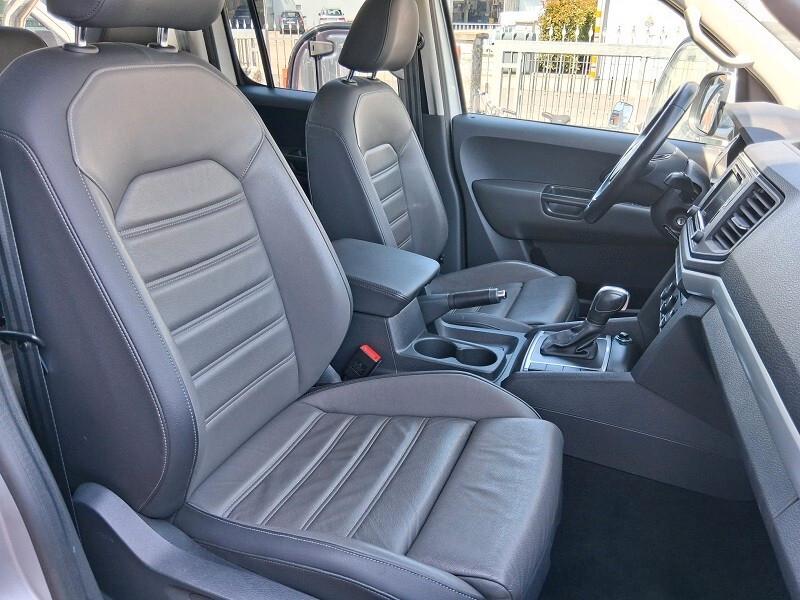 Volkswagen Amarok 3.0 V6 TDI 4MOTION BMT permanente aut. DC Highline