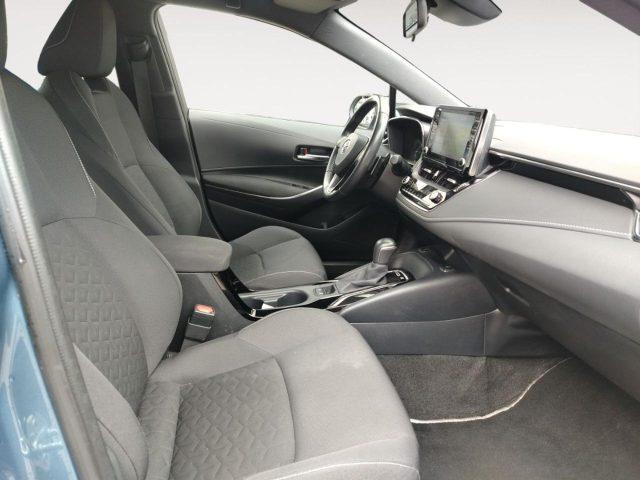 TOYOTA Corolla Touring Sports 2.0 Hybrid Business