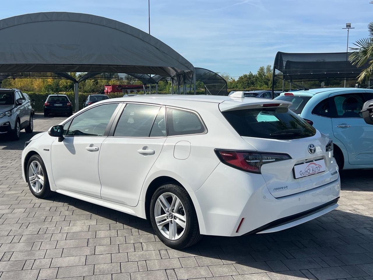 Toyota Corolla Touring 1.8 Hybrid Active