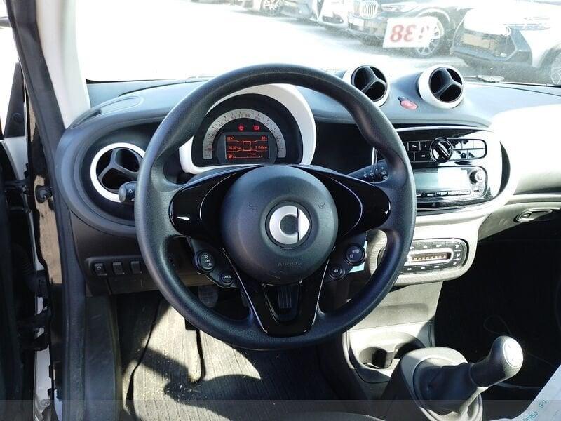 smart fortwo Smart III 2015 Benzina 1.0 Passion 71cv my18