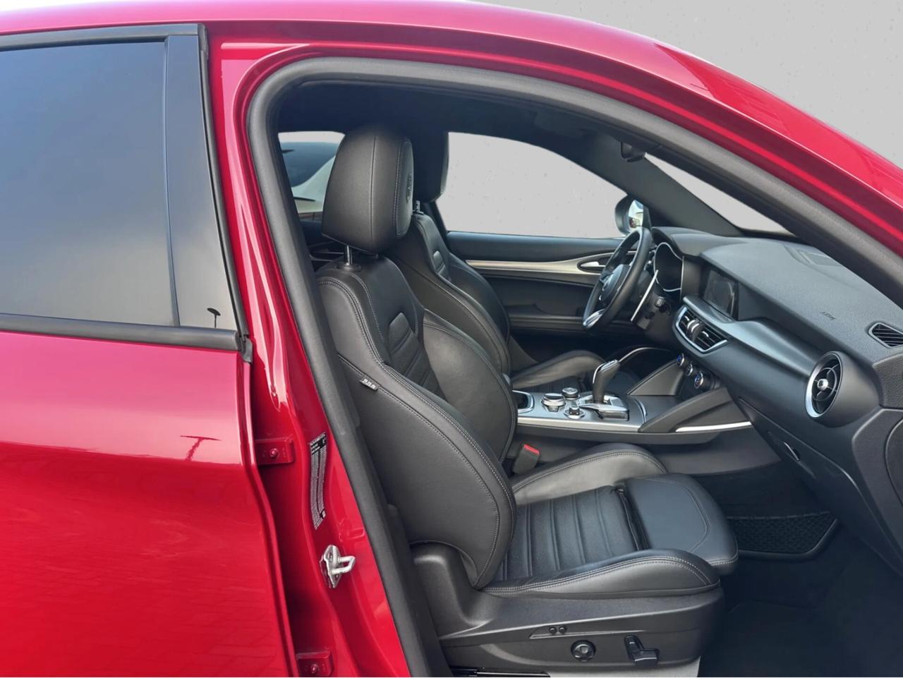 AlfaRomeo Stelvio 2.2d 210CV Q4 Veloce Euro6d Pelle Xeno Retrocamera