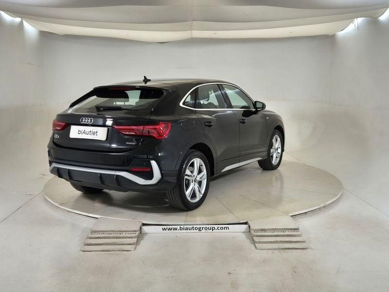 Audi Q3 I 2019 Sportback Diesel Sportback 40 2.0 tdi S line edition quattro 200