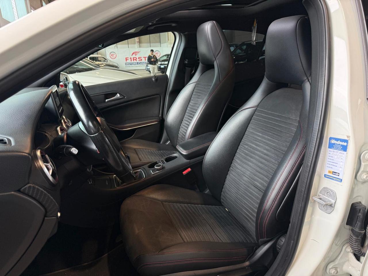 Mercedes-benz A 200 Premium AMG CDI Dark Night Edition