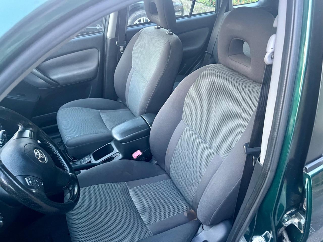 Toyota RAV 4 RAV4 2.0 Tdi D-4D cat 5 porte Sol