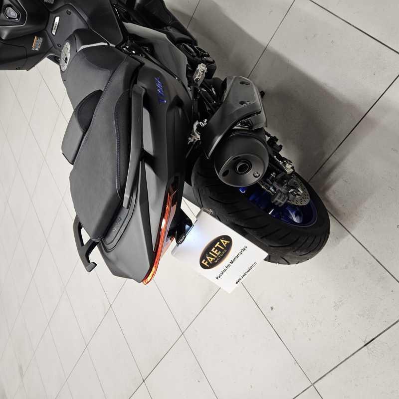 Yamaha T-Max 560 - 2024