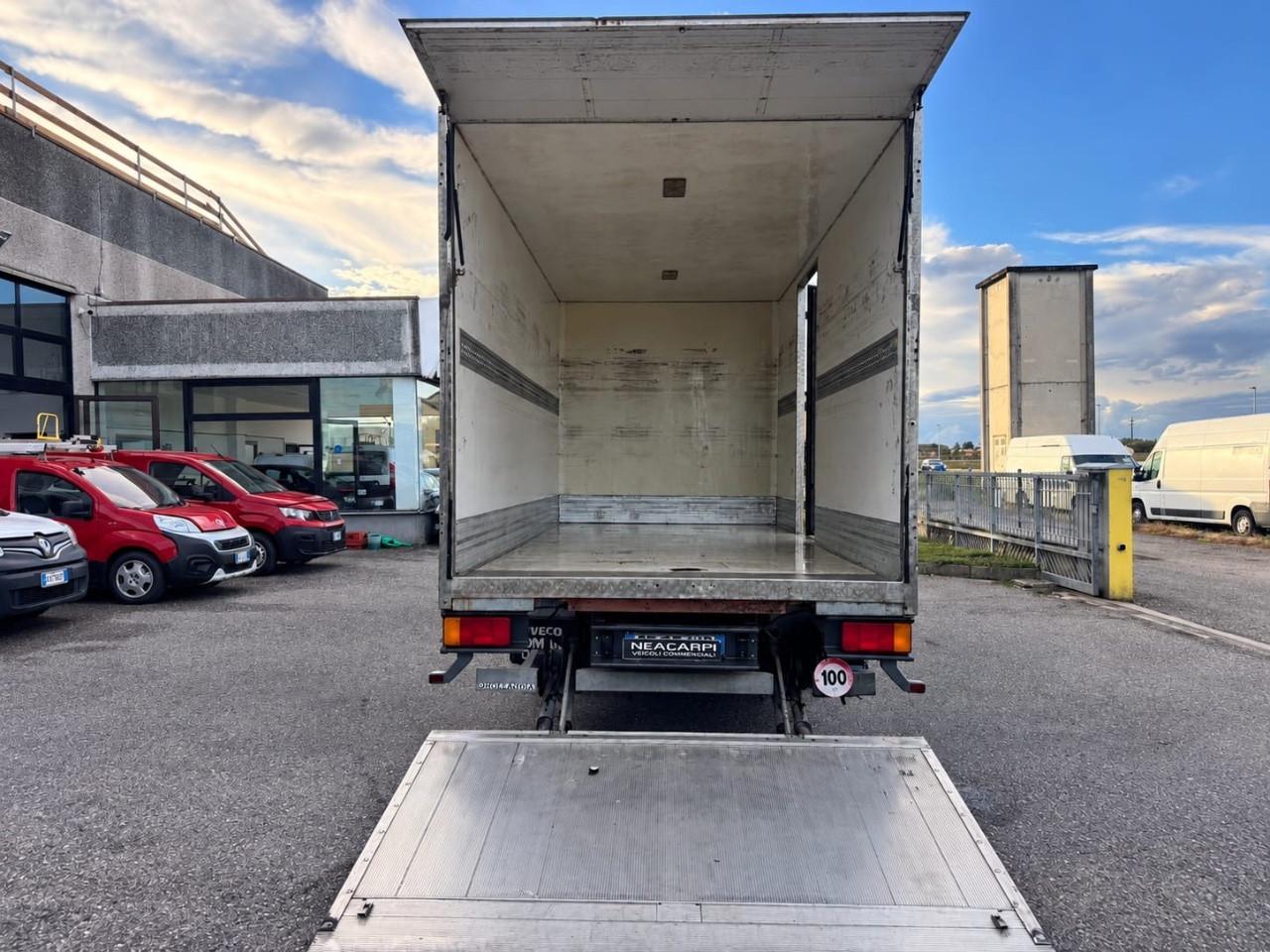Iveco EUROCARGO 70Q SPONDA PEDANA IDRAULICA+PORTA LATERALE-6 CILINDRI-PORTATA 1800 KG