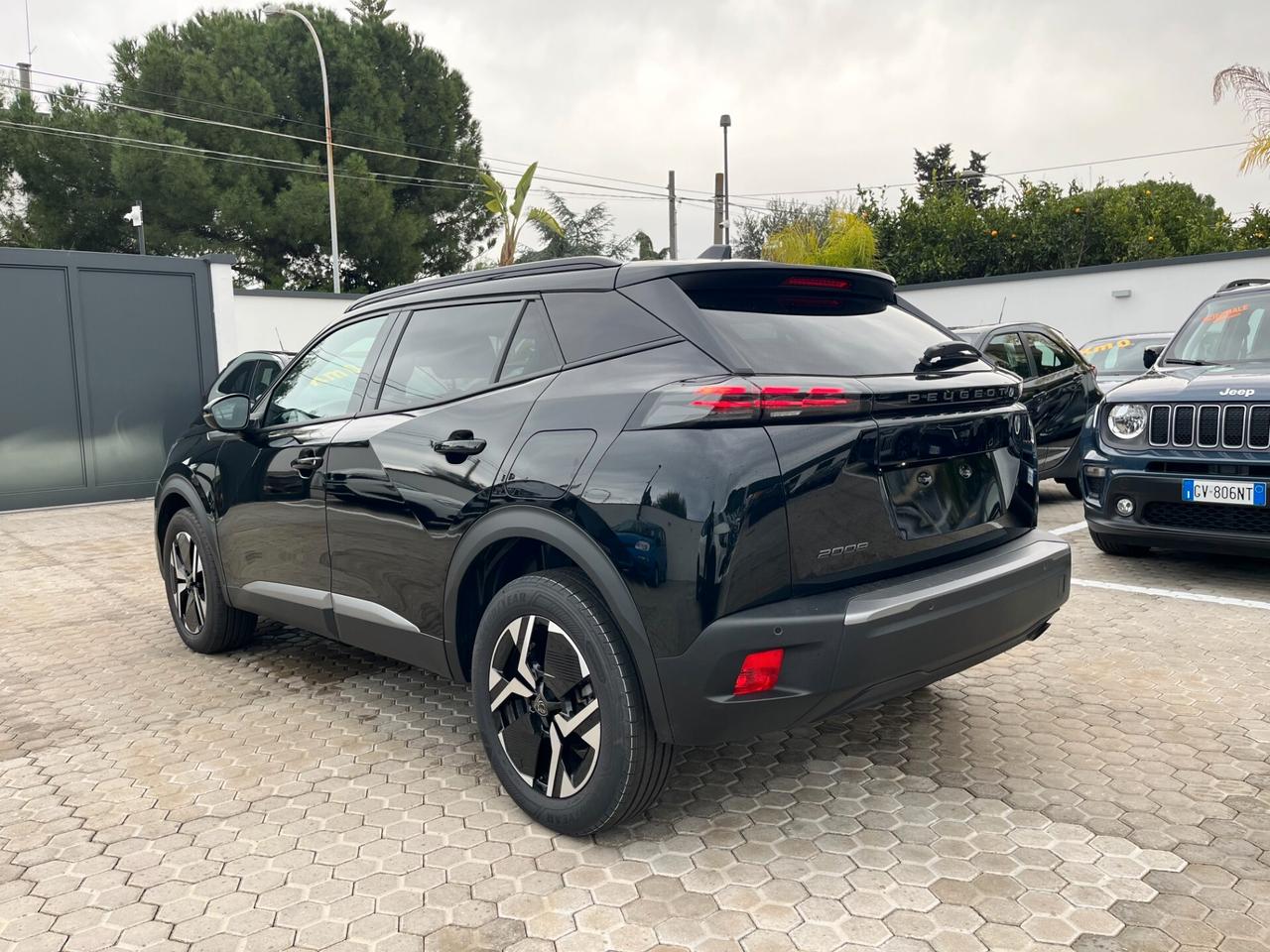 Peugeot 2008 PureTech 100 S&S Allure Km0