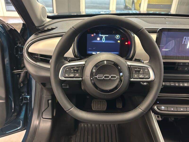FIAT 600 Hybrid 110 CV DCT MHEV La Prima - PROMO