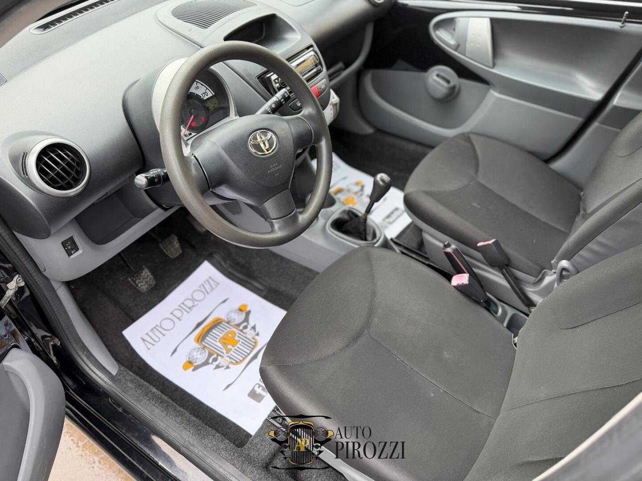 TOYOTA AYGO 1.0 BENZINA 2010 OK NEOPATENTATI