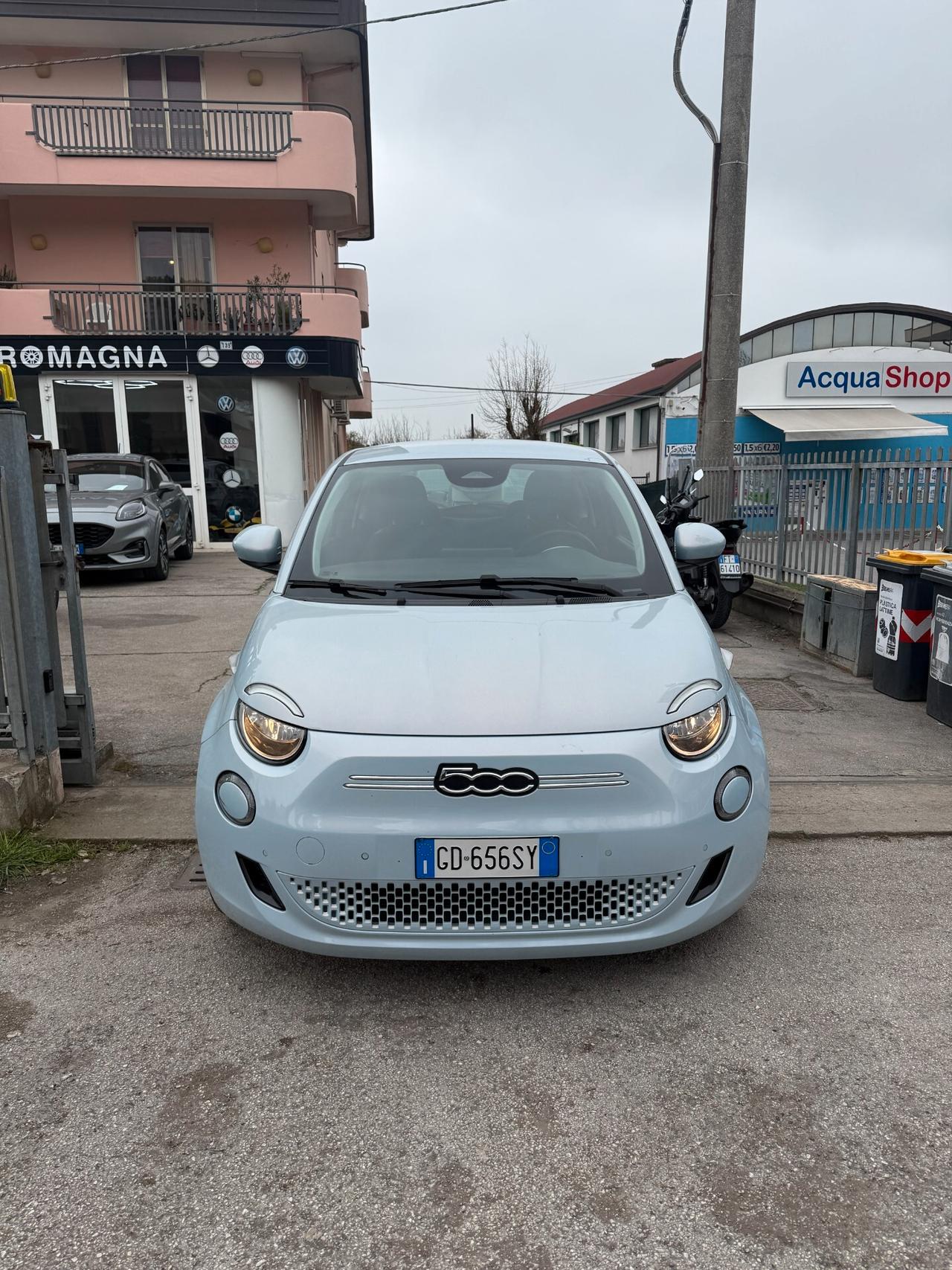 Fiat 500 500e Berlina 42 kWh Icon NESSUN VINCOLO