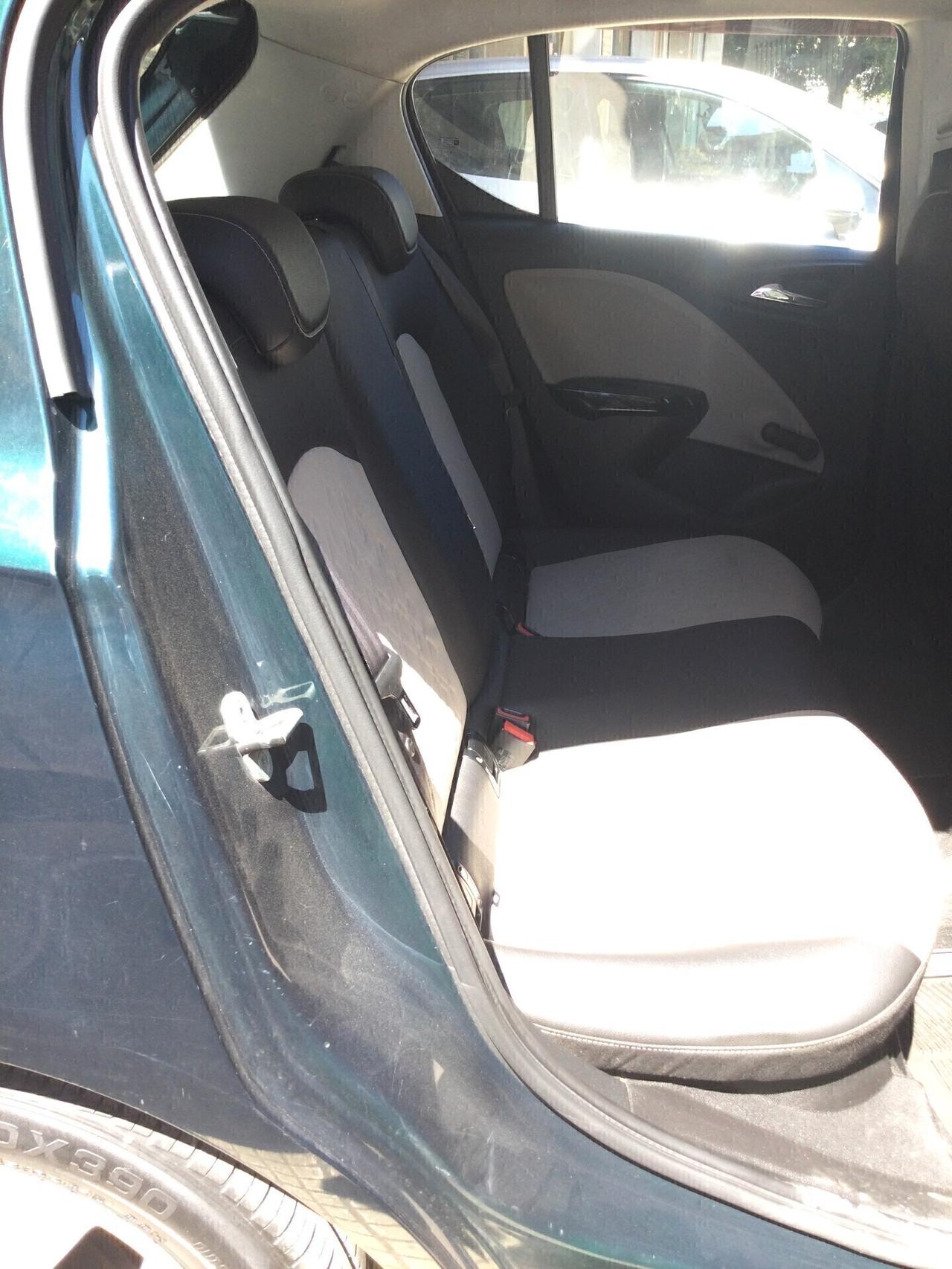 Opel Corsa 1.4 90CV GPL Tech 5 porte Cosmo