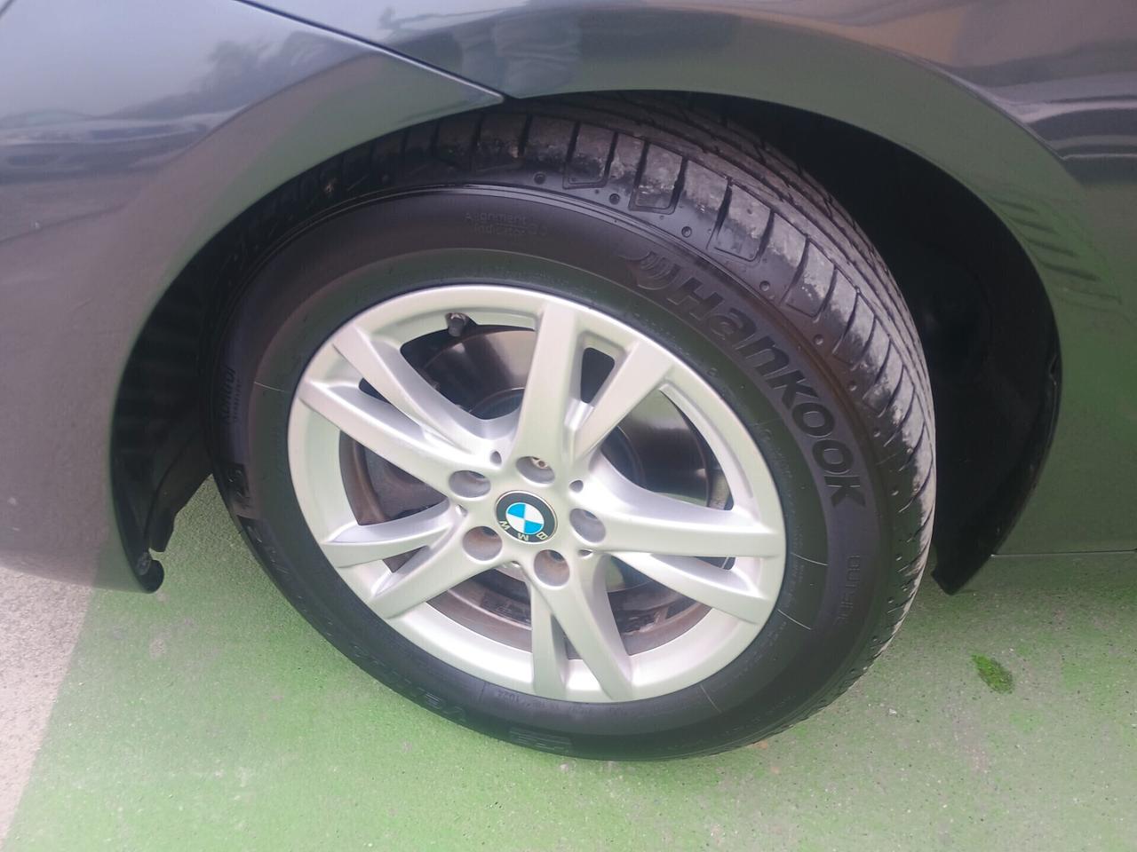 Bmw 216 218d Active Tourer Advantage