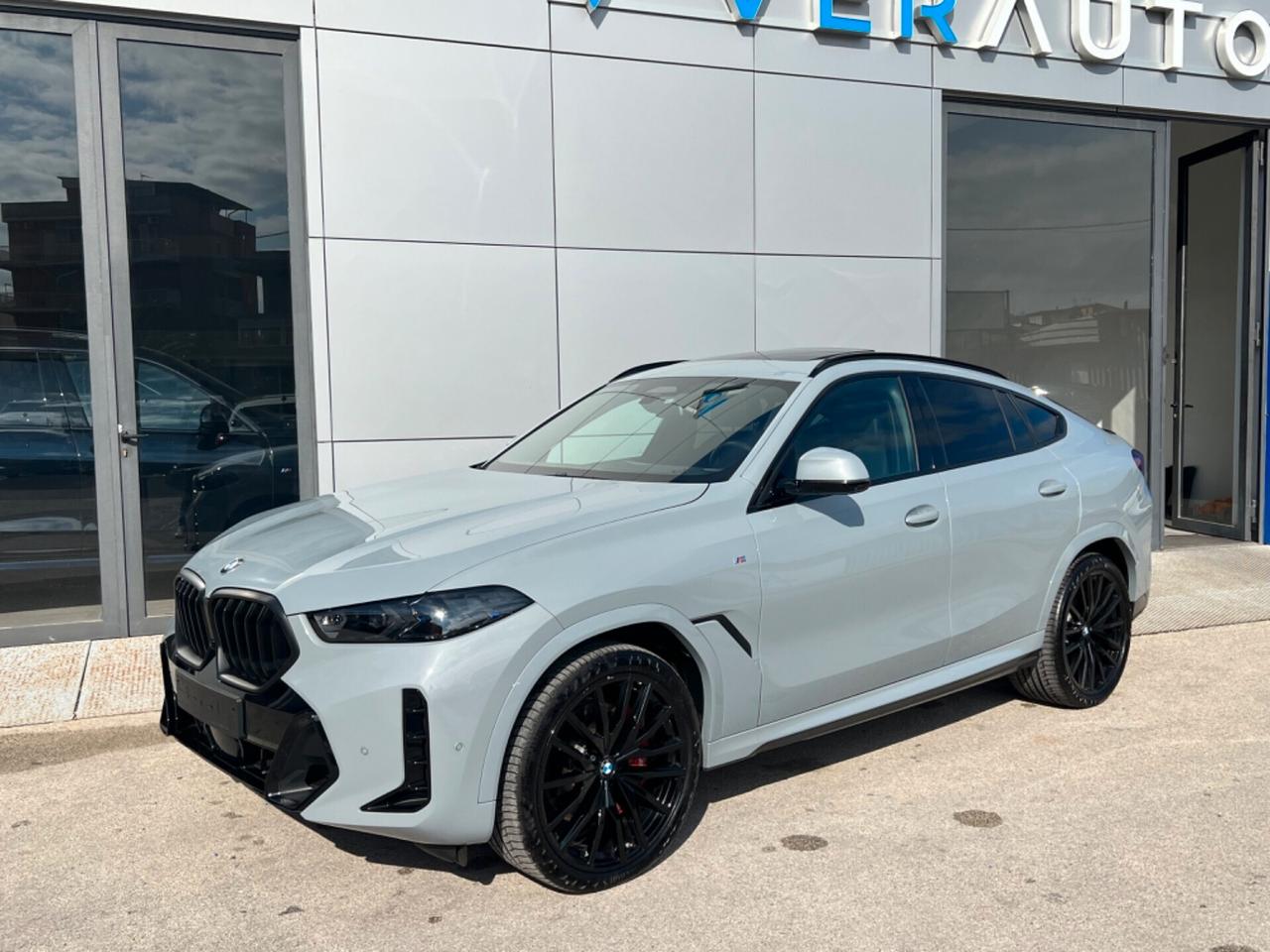 BMW X6 xdrive30d MSport possibilità noleggio no scoring