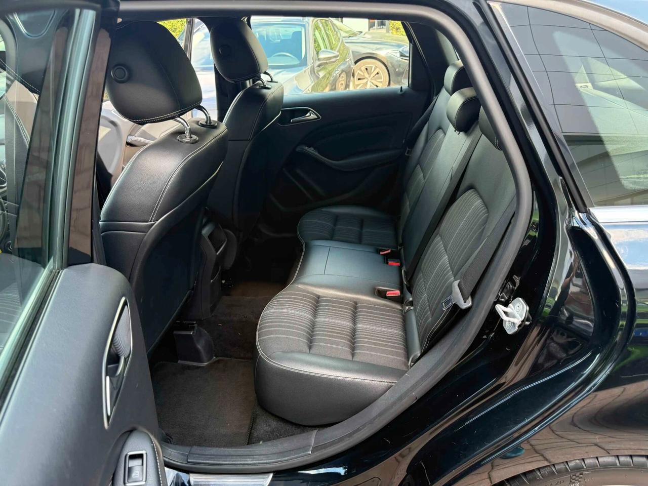 Mercedes-benz B 180 CDI BlueEFFICIENCY Executive