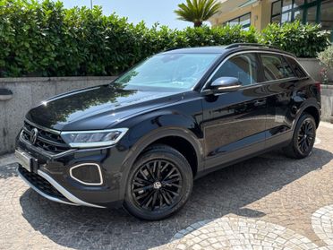 Volkswagen T-Roc 2.0 TDI TOTAL BLACK