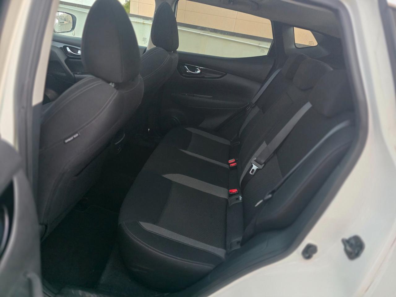 Nissan Qashqai 1.3 DIG-T 140 CV Tekna+