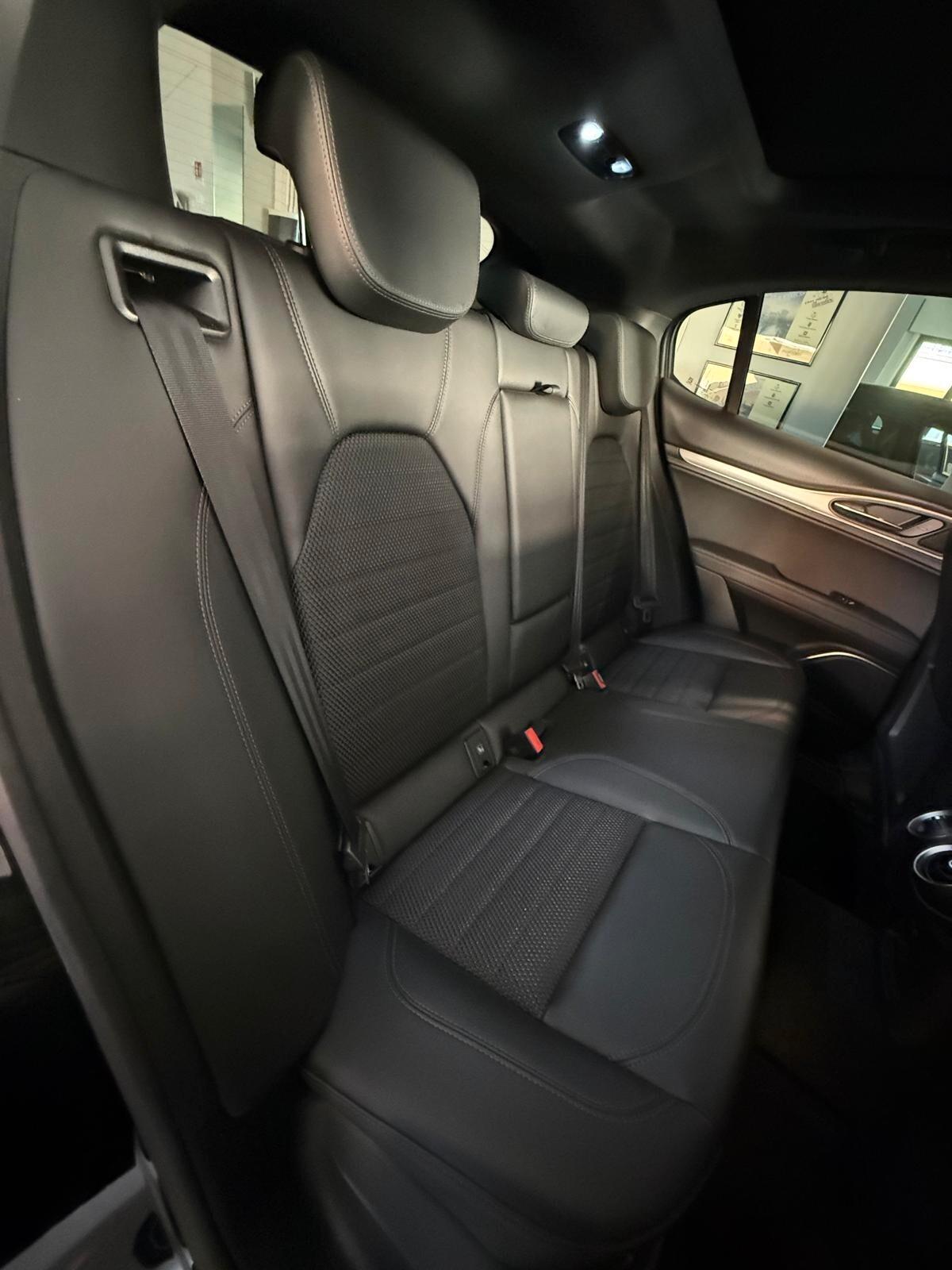 Alfa Romeo Stelvio 2.2 Turbodiesel 190 CV AT8 Q4 Sprint