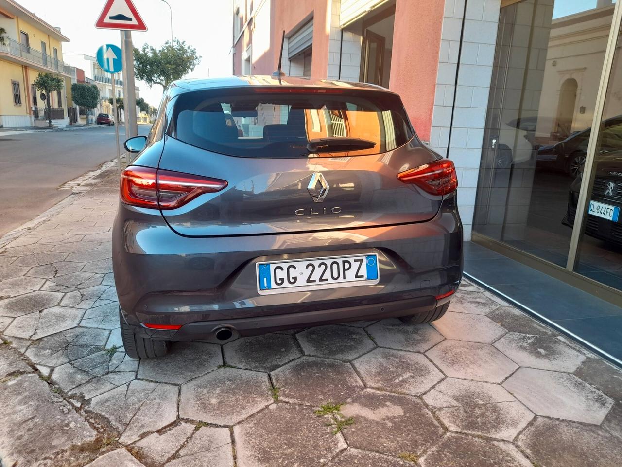 RENAULT CLIO 1.5 DCI