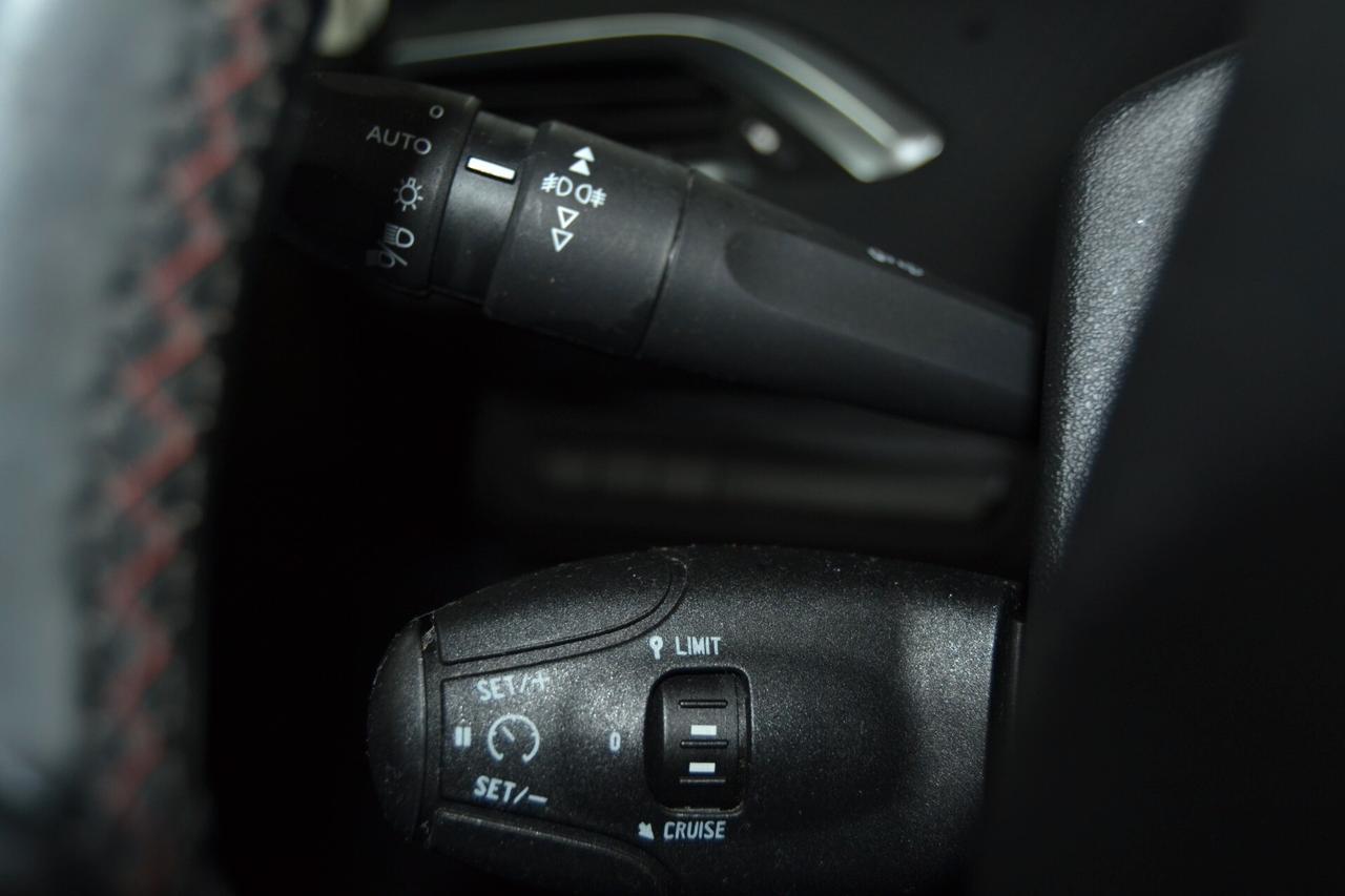 Peugeot 2008 BlueHDi 120 GT-Line Navi/Tetto