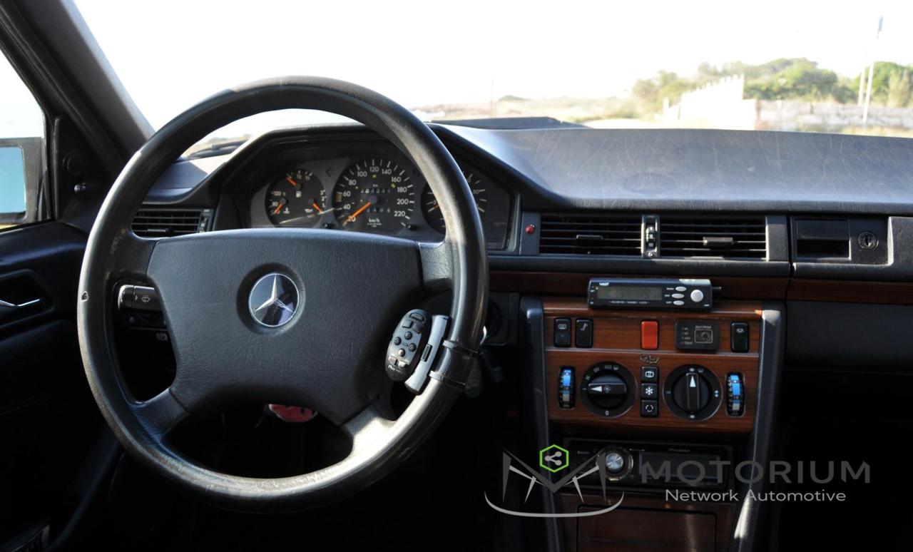 Mercedes-Benz E250 D Sportline