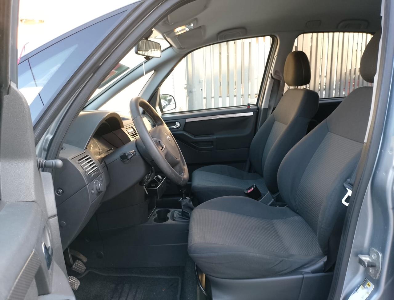 Opel Meriva 1,4 Benzina Allestimento Cosmo