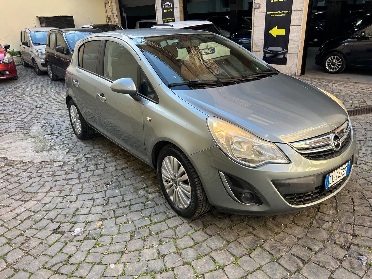 Opel Corsa 1.2 5 porte Elective