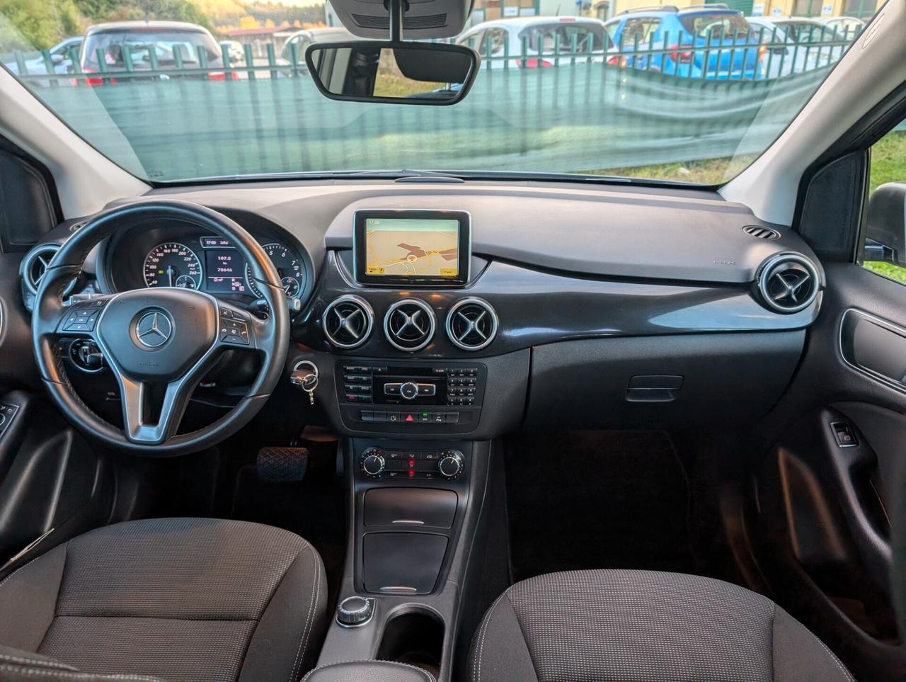 Mercedes-benz B 180 B 180 BlueEFFICIENCY Premium